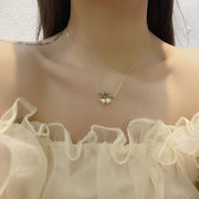春と夏の新しい花のネックレスの気質シンプルな女性のジュエリーネックレスファッション襟骨チェーン