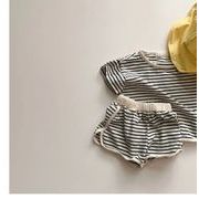 乳幼児夏用ボーダーカジュアル半袖セットゆったり半袖Tシャツ+短パン2枚セット