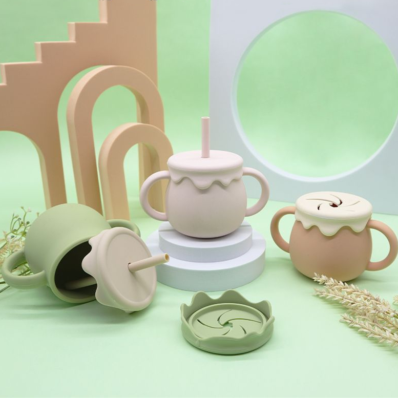 ✩セール✩ 3way シリコン製 ストローマグ・シリコンカップ セール☆3wayシリコン製 ストローマグ・シリコンカップ（くすみ