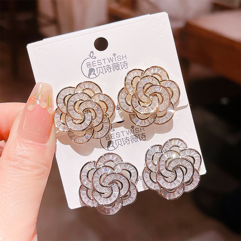 花ピアス 上品 ジュエリー ピアス フラワー 花モチーフ 個性的 レディース アクセサリー 女の子 おしゃれ