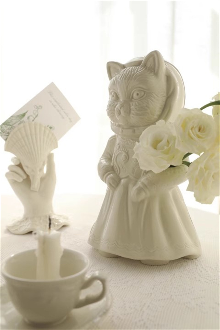 ブームが巻き起こる 玄関振り子 セラミック花瓶 水耕栽培器 小容量 猫花瓶 シック 洗練された