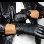 【本革メンズ手袋】タッチパネル対応　ラム皮レザーグローブ　秋冬　紳士手袋　革手袋　非接触