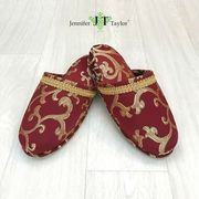 2種展開☆ユニセックス☆ルームシューズ☆ジェニファーテイラー・Poinsettia RE レッド スリッパ