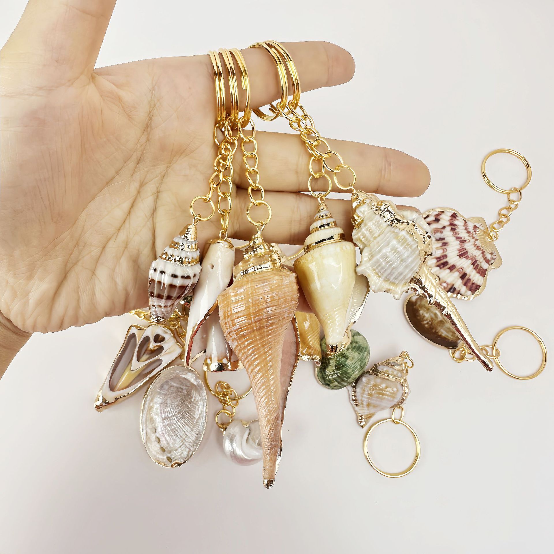 貝殻型シェル型チャーム キーホルダー35個セット ハワイ 男女 ナチュラル 海ビーチ アクセサリー キーホルダー バッグ