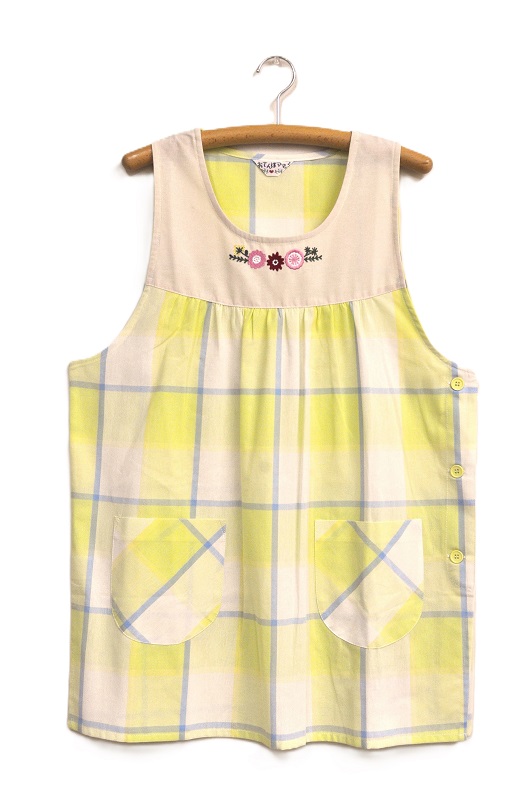 【即納】おてんばママキッチン　レディースエプロン 保育士 介護士