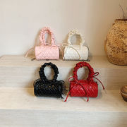 ショルダーバッグ　韓国ファッション　デザイン PUバッグ カバン 肩掛けバッグ　ハンドバッグ