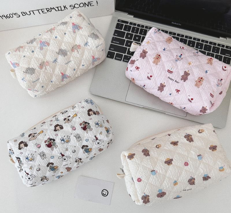 ins雑貨 ステーショナリー ペンポーチ ペンケース 筆箱 収納袋 文房具 多用途ポーチ 韓国バッグ 4色