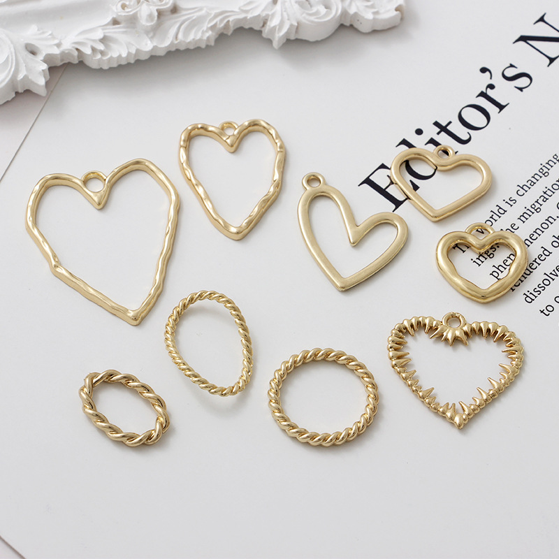 ハート 透かしチャーム ピアス アクセサリーパーツ サークル フレーム 空枠 メタルパーツ ハンドメイド