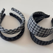 チェック柄カチューシャ　ヘアアクセサリー　レディース　デザイン　韓国風　髪飾り