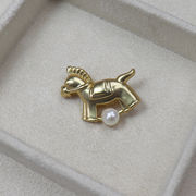 ブローチ　アクセサリー　ビンテージ　デザイン　ファッション