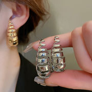 韓国　S925ポスト　ハンドメイド ピアス　アクセサリー ピアス　真珠　 ピアス　ハンドメイド