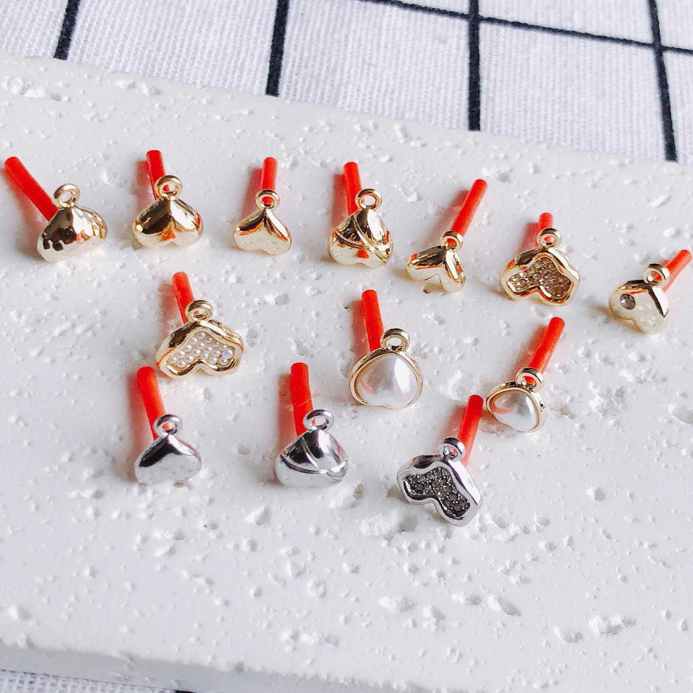 可愛い ハートピアス ポストピアス 手芸材料 パール アクセサリーパーツ ハンドメイド 丸カン付き DIY 金色