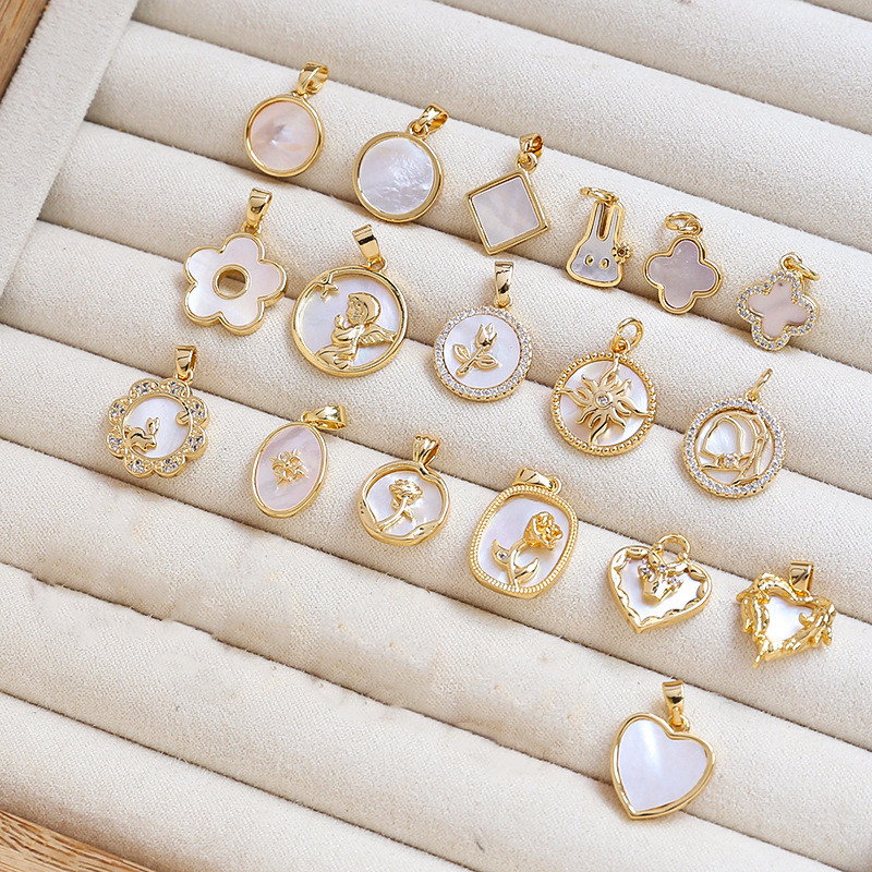 天然素材 シェルチャーム クローバー コイン アクセサリーパーツ ハンドメイド 手作り 夏 デコパーツ 丸