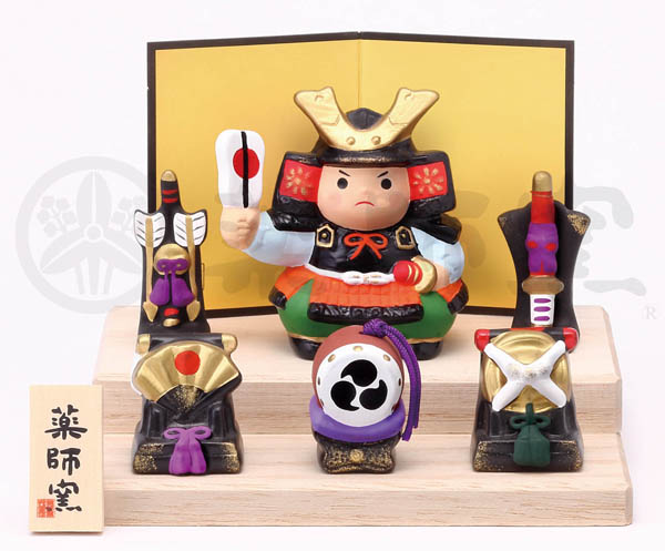 ★端午の節句を飾る★ 縁起の良い五月人形【錦彩　わらべ大将(平飾り)】