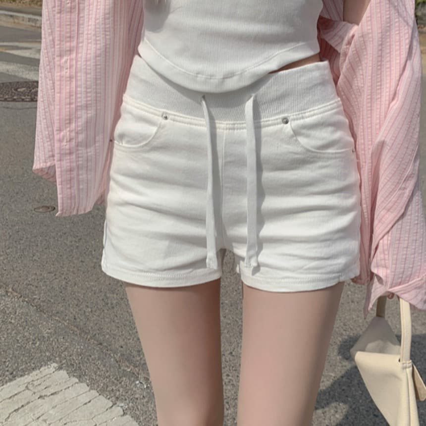 今季マストバイ　おしゃれ  ボトムス  chic 韓国ファッション  デニム ショートパンツ