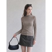 今季マストバイ ハーフハイネック フィット長袖Tシャツ